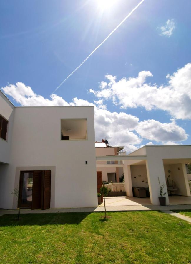 Apartments Leticia วรซี ภายนอก รูปภาพ