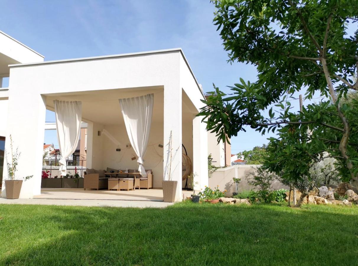 Apartments Leticia วรซี ภายนอก รูปภาพ