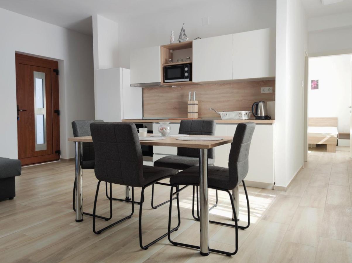 Apartments Leticia วรซี ภายนอก รูปภาพ