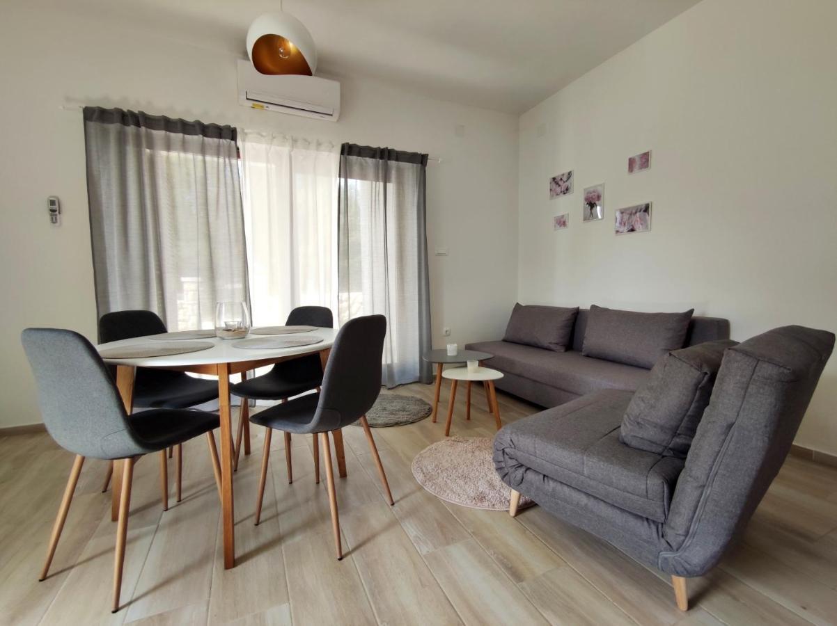 Apartments Leticia วรซี ภายนอก รูปภาพ