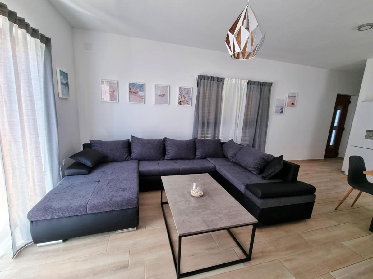 Apartments Leticia วรซี ภายนอก รูปภาพ