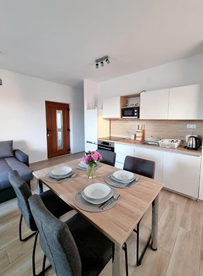 Apartments Leticia วรซี ภายนอก รูปภาพ