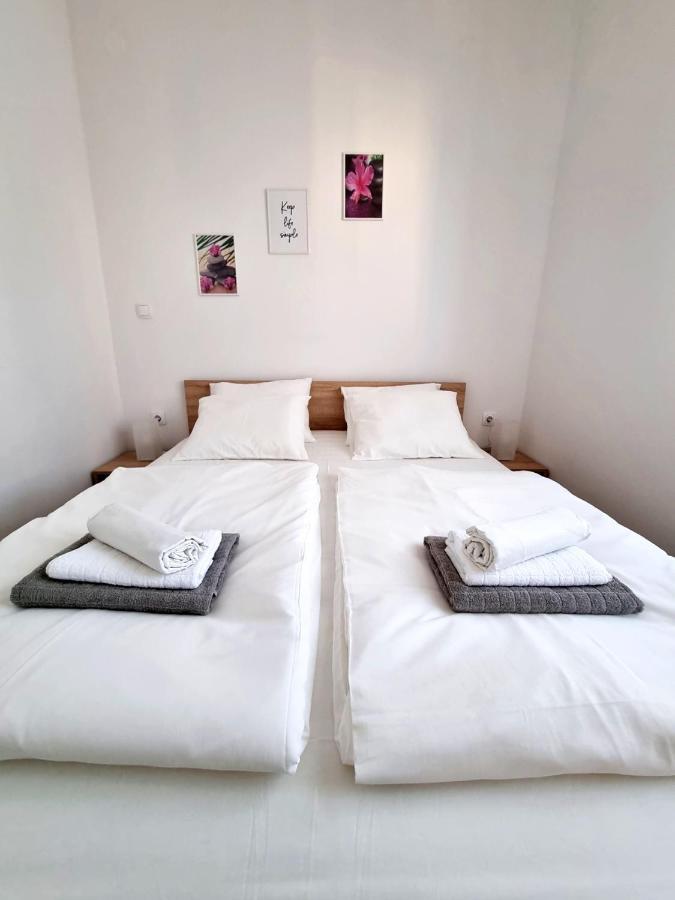Apartments Leticia วรซี ภายนอก รูปภาพ
