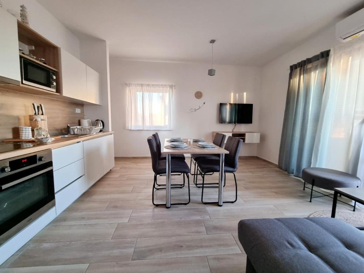Apartments Leticia วรซี ภายนอก รูปภาพ